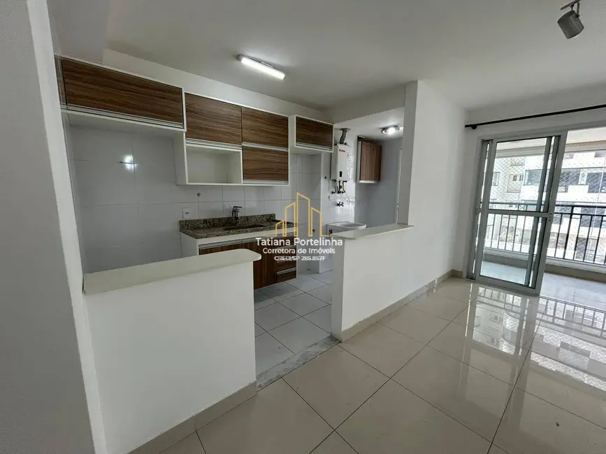 Foto 2 de Apartamento com 3 quartos para alugar, 77m2 em Vila Osasco, Osasco - SP