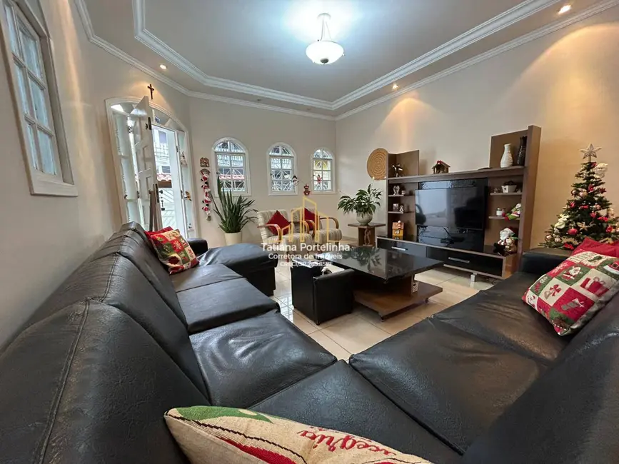 Foto 2 de Casa com 3 quartos à venda, 272m2 em Vila Yolanda, Osasco - SP