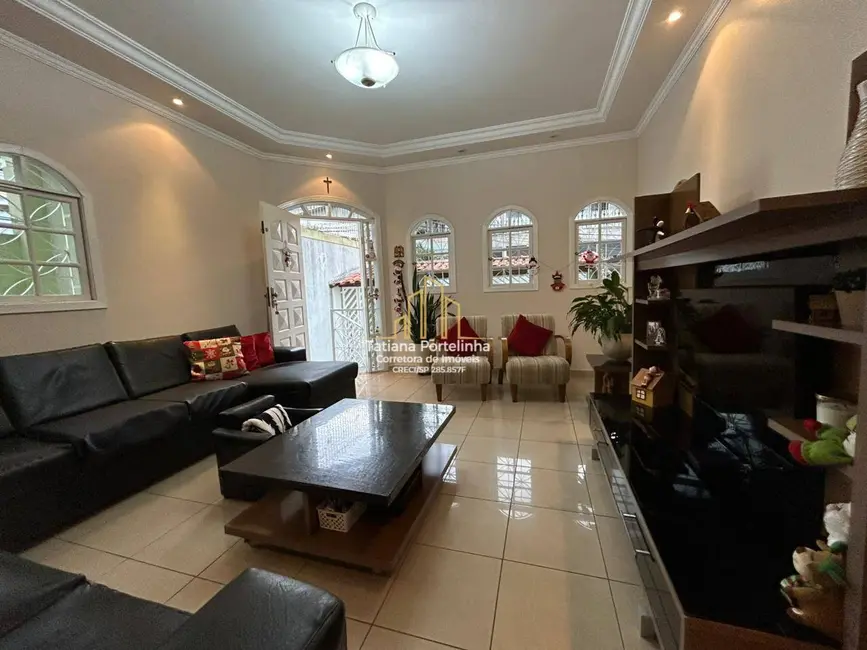 Foto 1 de Casa com 3 quartos à venda, 272m2 em Vila Yolanda, Osasco - SP