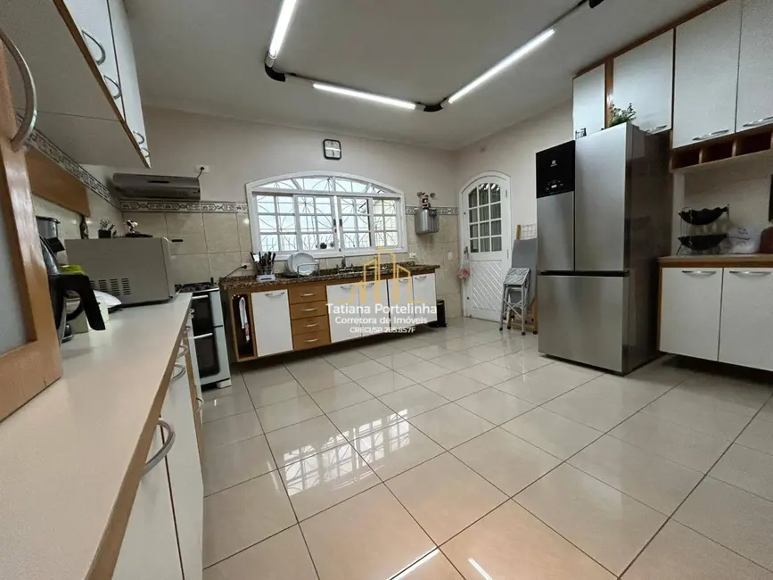Foto 8 de Casa com 3 quartos à venda, 272m2 em Vila Yolanda, Osasco - SP