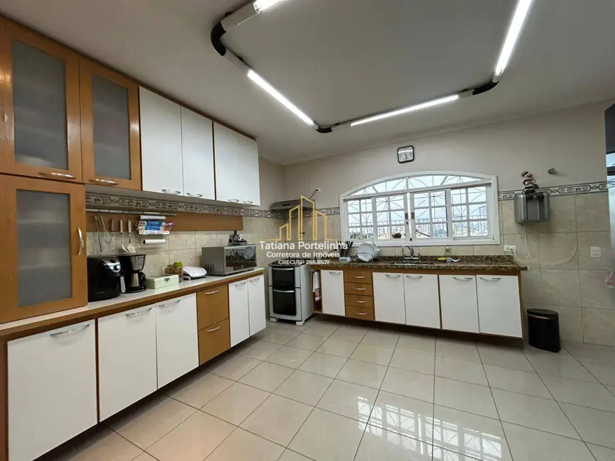 Foto 9 de Casa com 3 quartos à venda, 272m2 em Vila Yolanda, Osasco - SP