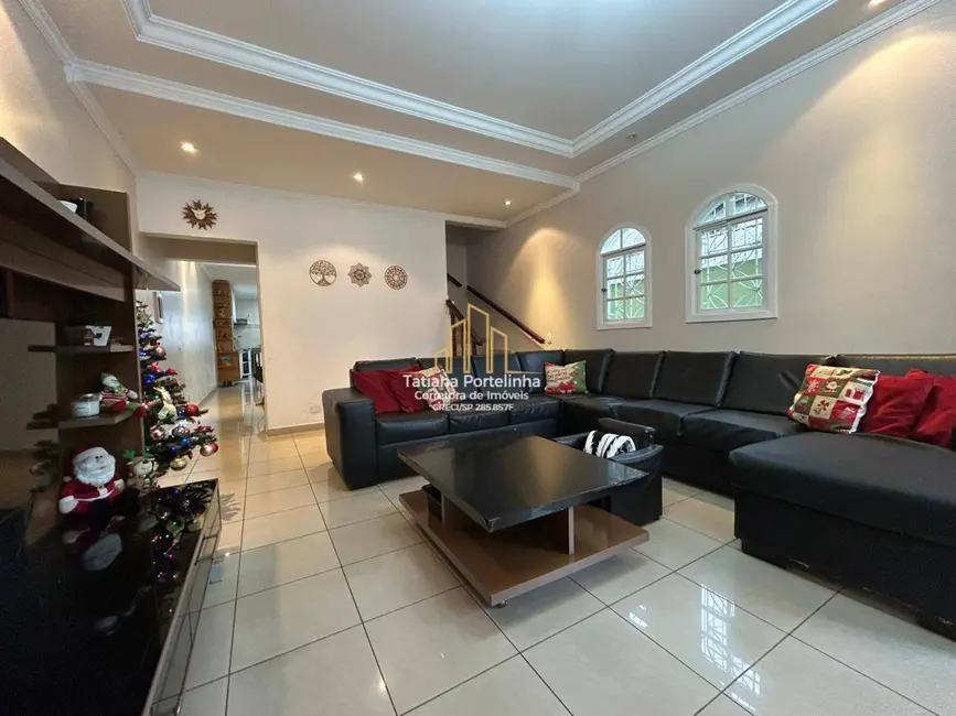 Foto 3 de Casa com 3 quartos à venda, 272m2 em Vila Yolanda, Osasco - SP