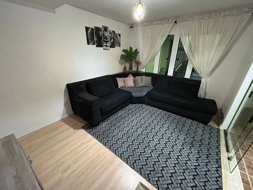 Casa com 3 quartos à venda, 219m2 em Cidade das Flores, Osasco - SP - imagem 1 Foto 1 de Casa com 3 quartos à venda, 219m2 em Cidade das Flores, Osasco - SP