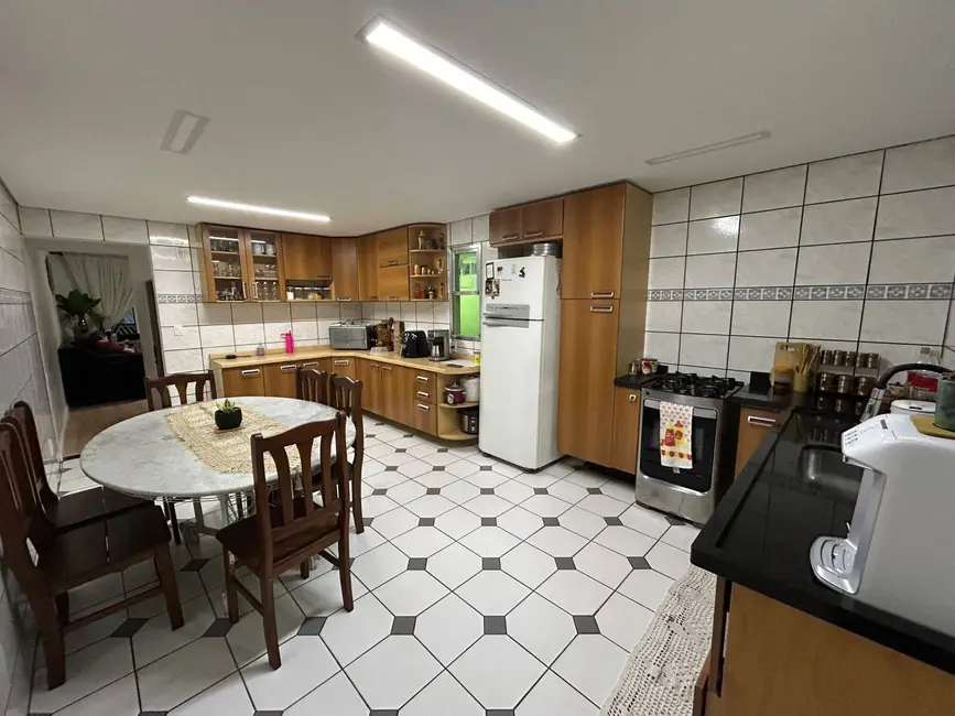 Casa com 3 quartos à venda, 219m2 em Cidade das Flores, Osasco - SP - imagem 7 Foto 7 de Casa com 3 quartos à venda, 219m2 em Cidade das Flores, Osasco - SP