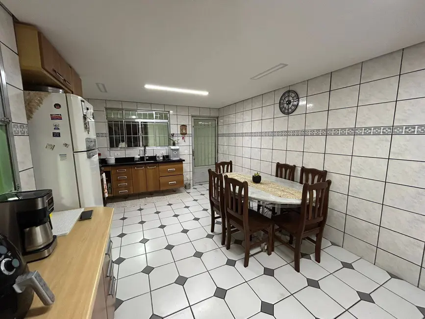 Casa com 3 quartos à venda, 219m2 em Cidade das Flores, Osasco - SP - imagem 6 Foto 6 de Casa com 3 quartos à venda, 219m2 em Cidade das Flores, Osasco - SP