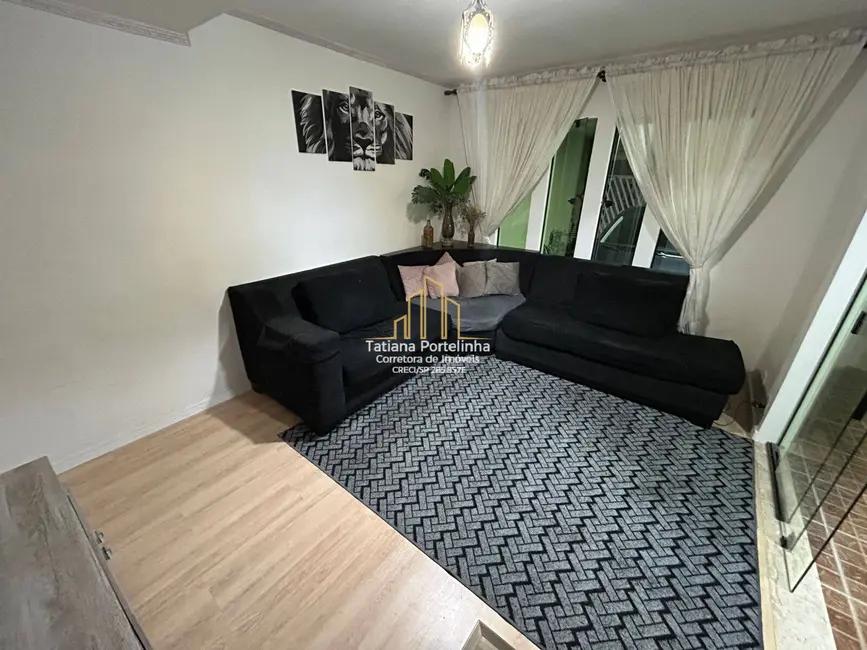 Casa com 3 quartos à venda, 219m2 em Cidade das Flores, Osasco - SP - imagem 1 Foto 1 de Casa com 3 quartos à venda, 219m2 em Cidade das Flores, Osasco - SP