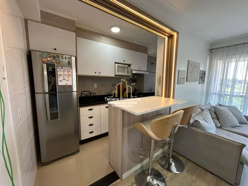 Foto 2 de Apartamento com 2 quartos à venda, 52m2 em Quitaúna, Osasco - SP