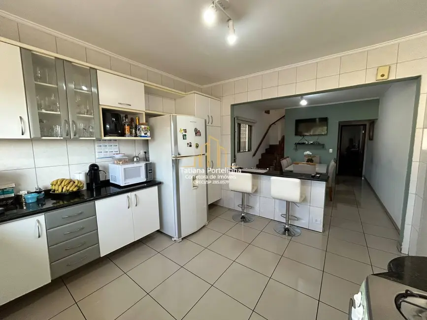 Foto 4 de Casa com 3 quartos à venda, 254m2 em Cipava, Osasco - SP