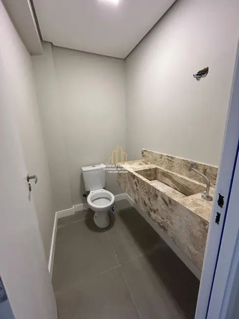 Casa com 3 quartos à venda, 235m2 em Bela Vista, Osasco - SP - imagem 9 Foto 9 de Casa com 3 quartos à venda, 235m2 em Bela Vista, Osasco - SP
