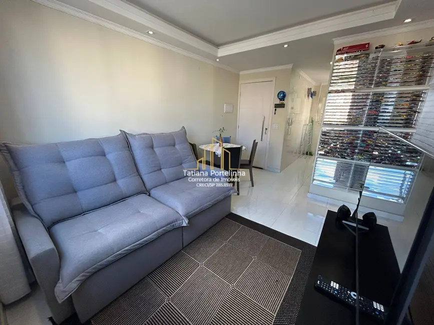 Foto 2 de Apartamento com 2 quartos à venda, 40m2 em São Pedro, Osasco - SP