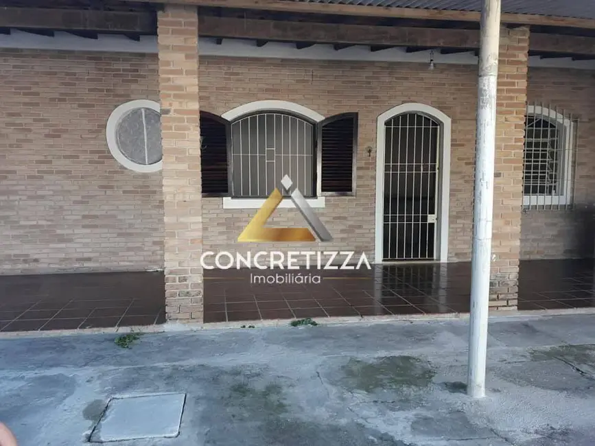 Foto 2 de Casa com 1 quarto à venda, 50m2 em Caraguatatuba - SP