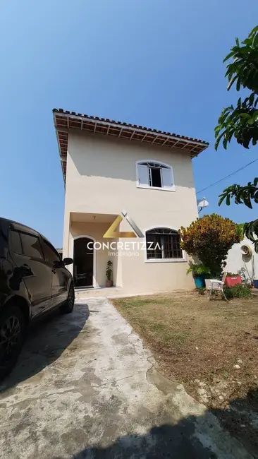 Foto 1 de Sobrado com 4 quartos à venda, 163m2 em Jardim Tarumãs, Caraguatatuba - SP