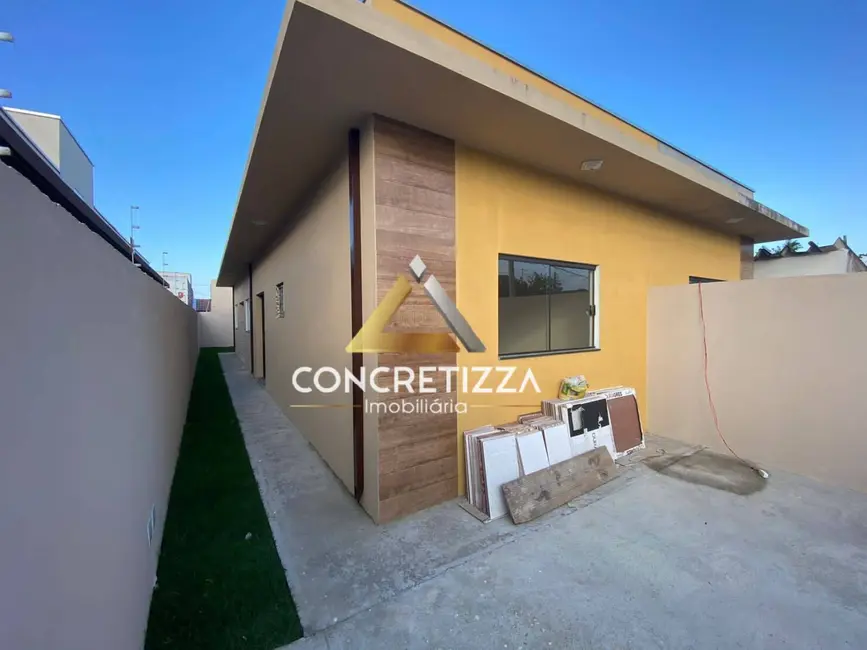 Foto 2 de Casa com 2 quartos à venda, 64m2 em Balneário dos Golfinhos, Caraguatatuba - SP