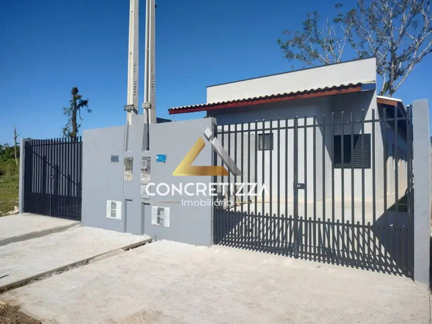 Foto 1 de Casa com 2 quartos à venda, 55m2 em Balneário dos Golfinhos, Caraguatatuba - SP