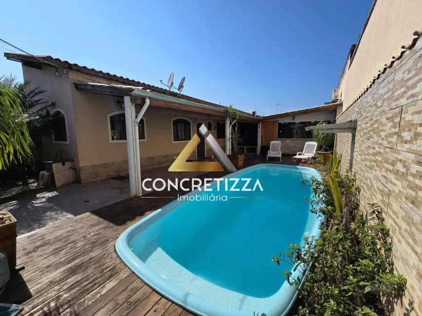 Foto 1 de Casa com 3 quartos à venda, 210m2 em Balneário dos Golfinhos, Caraguatatuba - SP
