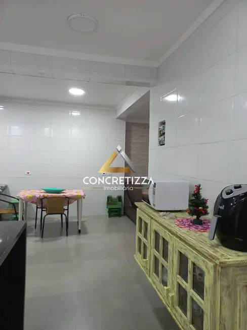 Foto 7 de Casa com 2 quartos à venda, 140m2 em Jardim Casa Branca, Caraguatatuba - SP