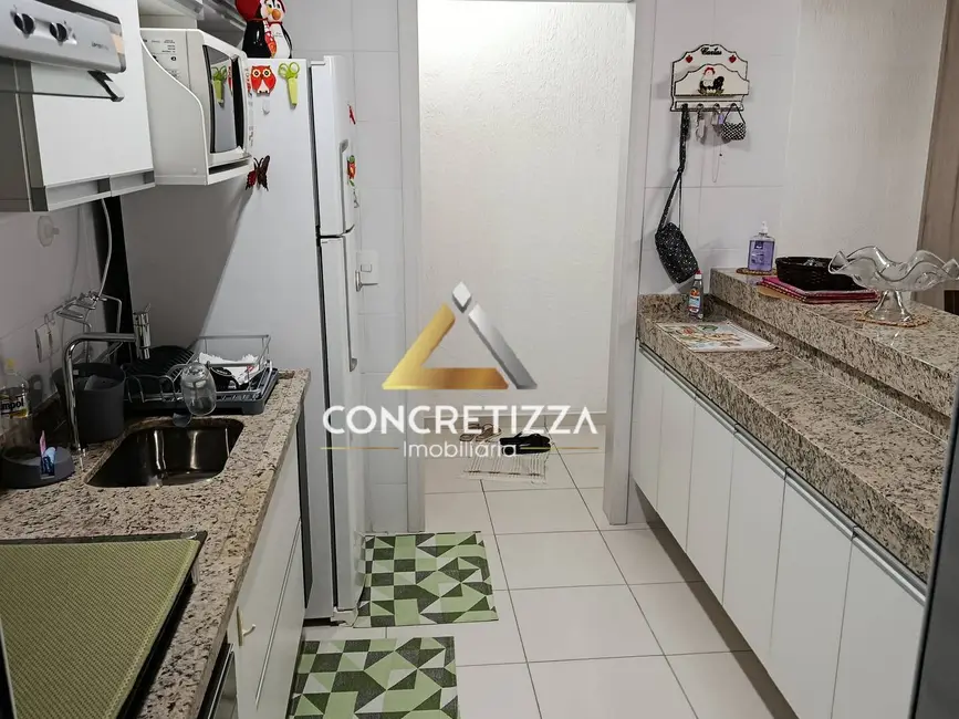 Foto 5 de Apartamento com 3 quartos para alugar, 86m2 em Indaiá, Caraguatatuba - SP