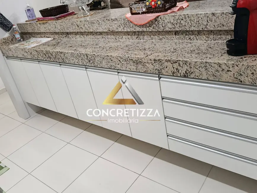 Foto 7 de Apartamento com 3 quartos para alugar, 86m2 em Indaiá, Caraguatatuba - SP