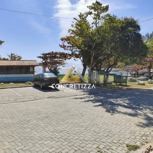 Foto 2 de Casa com 4 quartos à venda, 550m2 em Sao Sebastiao - SP