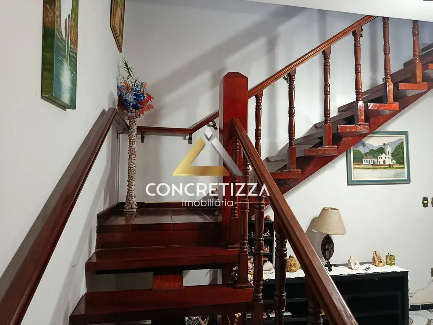 Foto 7 de Sobrado para alugar, 230m2 em Indaiá, Caraguatatuba - SP