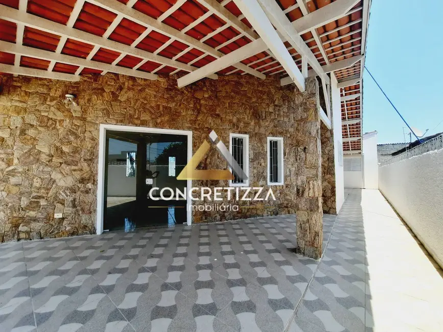 Foto 3 de Casa com 3 quartos à venda, 180m2 em Pontal de Santa Marina, Caraguatatuba - SP