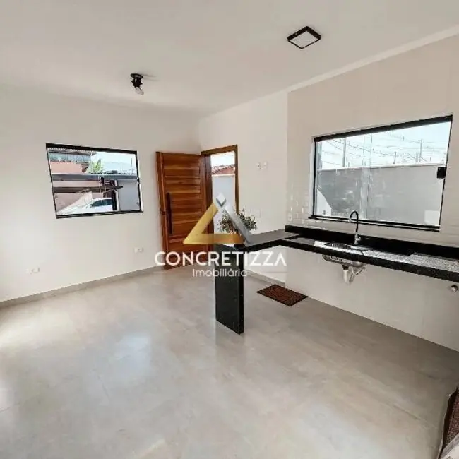 Casa com 2 quartos à venda, 61m2 em Caraguatatuba - SP - imagem 5 Foto 5 de Casa com 2 quartos à venda, 61m2 em Caraguatatuba - SP