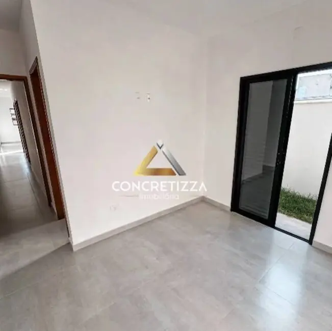 Casa com 2 quartos à venda, 61m2 em Caraguatatuba - SP - imagem 9 Foto 9 de Casa com 2 quartos à venda, 61m2 em Caraguatatuba - SP