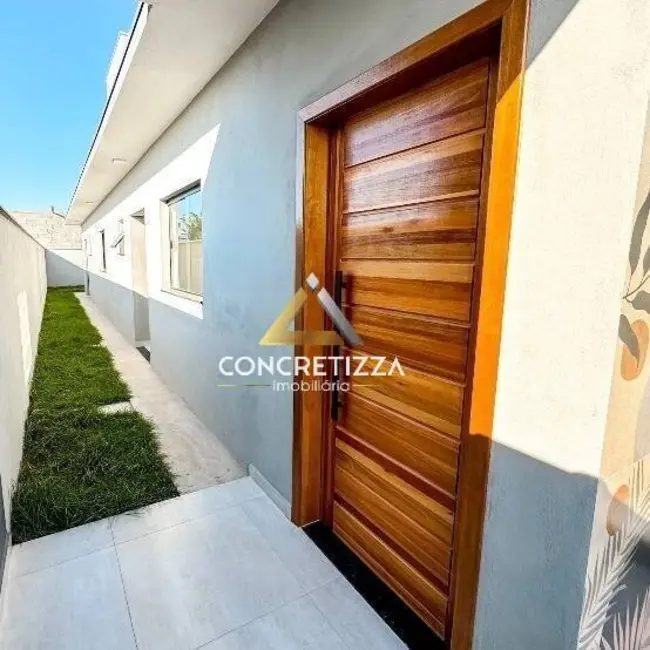 Foto 2 de Casa com 2 quartos à venda, 61m2 em Balneário dos Golfinhos, Caraguatatuba - SP