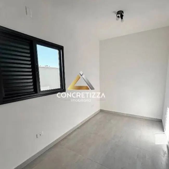 Casa com 2 quartos à venda, 61m2 em Caraguatatuba - SP - imagem 8 Foto 8 de Casa com 2 quartos à venda, 61m2 em Caraguatatuba - SP