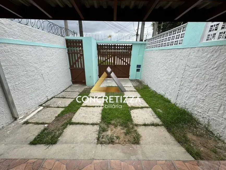 Foto 2 de Casa com 2 quartos à venda, 85m2 em Jardim Tarumãs, Caraguatatuba - SP