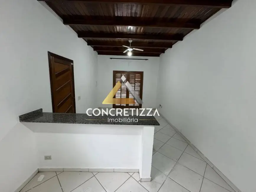 Foto 9 de Casa com 2 quartos à venda, 85m2 em Jardim Tarumãs, Caraguatatuba - SP