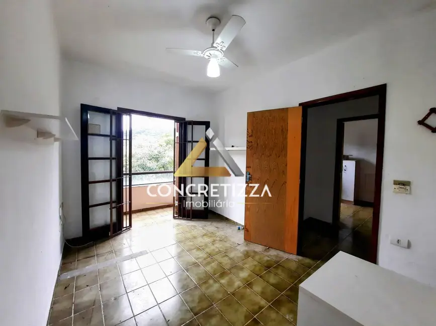 Sobrado com 2 quartos à venda, 113m2 em Martim de Sá, Caraguatatuba - SP - imagem 9 Foto 9 de Sobrado com 2 quartos à venda, 113m2 em Martim de Sá, Caraguatatuba - SP