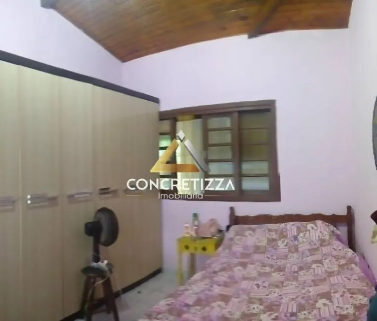 Casa com 2 quartos à venda, 100m2 em Caraguatatuba - SP - imagem 7 Foto 7 de Casa com 2 quartos à venda, 100m2 em Caraguatatuba - SP