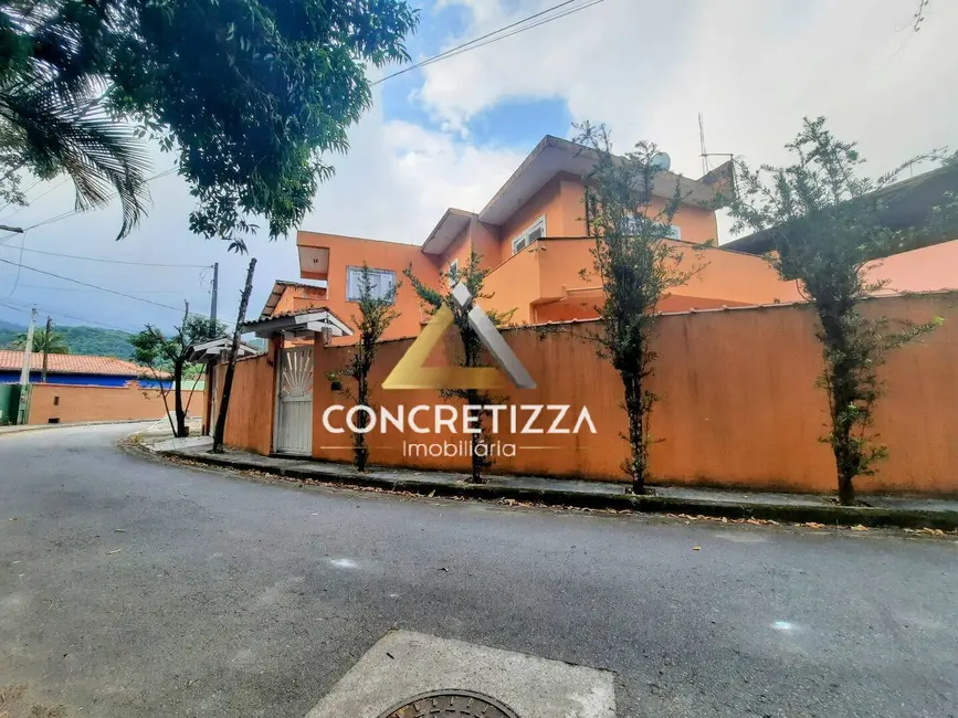 Foto 2 de Casa com 3 quartos à venda, 142m2 em Massaguaçu, Caraguatatuba - SP