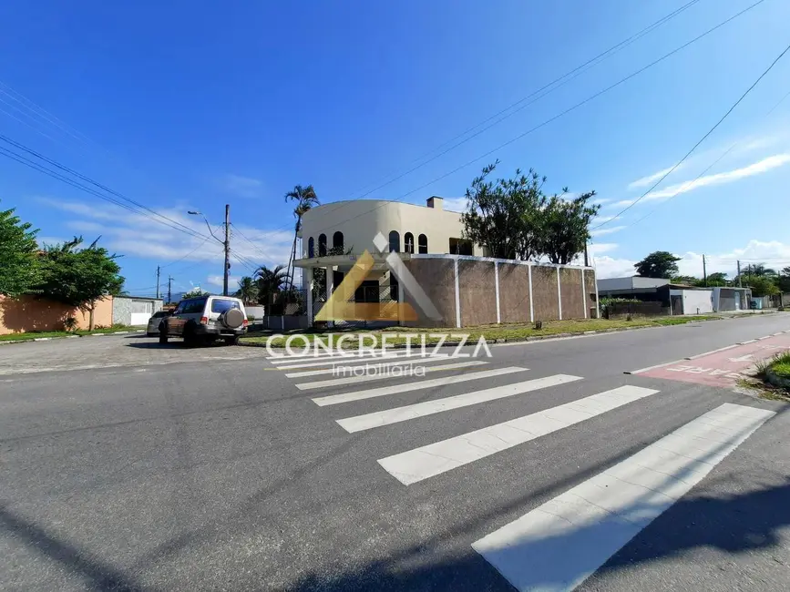 Casa com 5 quartos à venda, 283m2 em Pontal de Santa Marina, Caraguatatuba - SP - imagem 1 Foto 1 de Casa com 5 quartos à venda, 283m2 em Pontal de Santa Marina, Caraguatatuba - SP