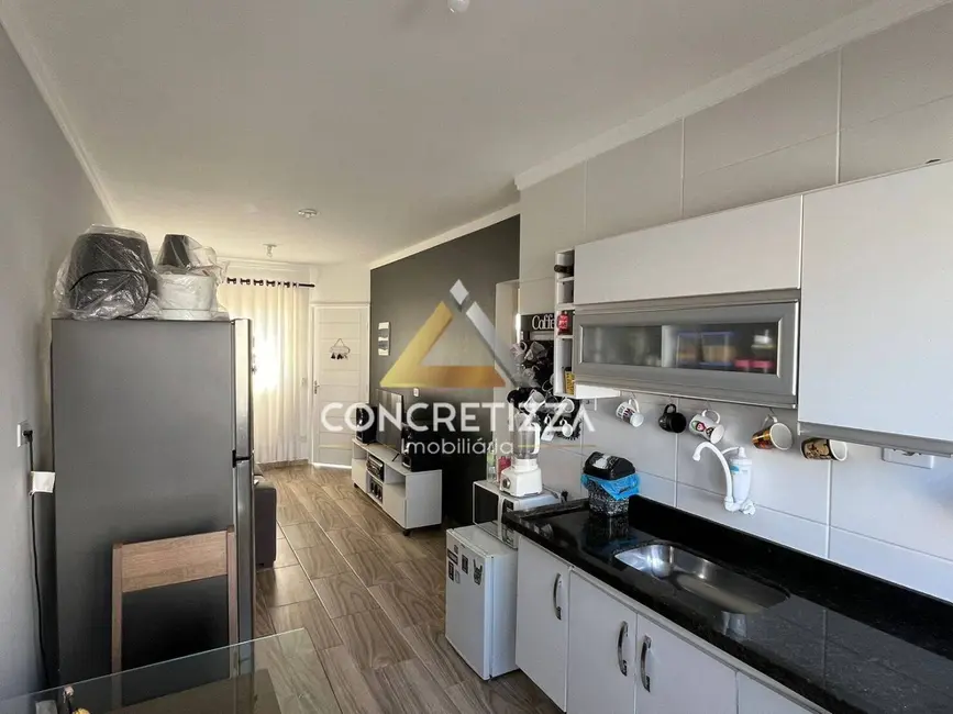 Foto 7 de Casa com 2 quartos à venda, 47m2 em Caraguatatuba - SP