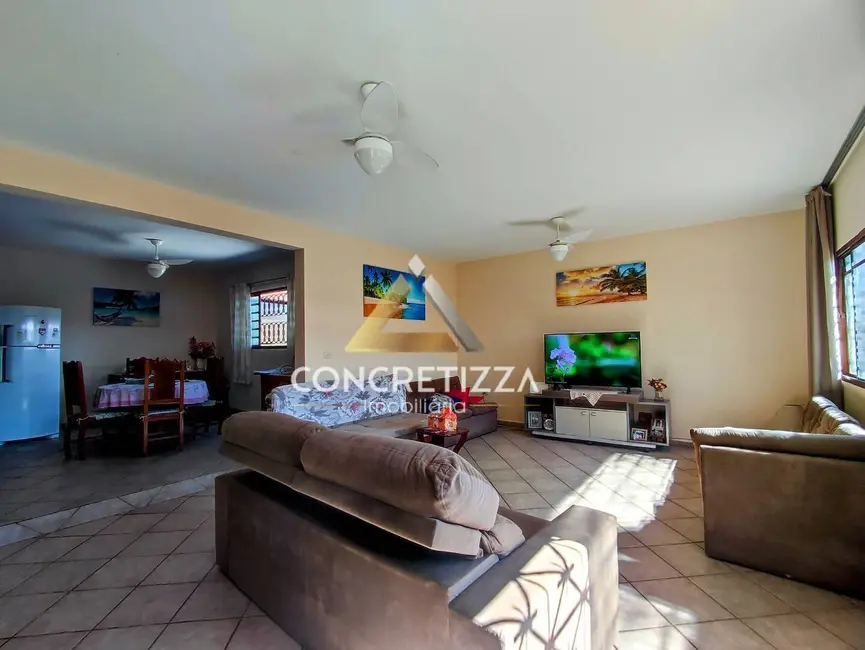 Foto 6 de Sobrado com 3 quartos à venda, 303m2 em Caraguatatuba - SP