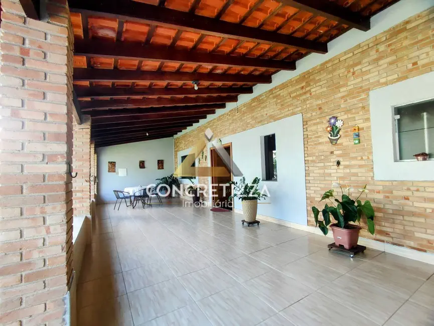 Foto 5 de Sobrado com 3 quartos à venda, 450m2 em Caraguatatuba - SP