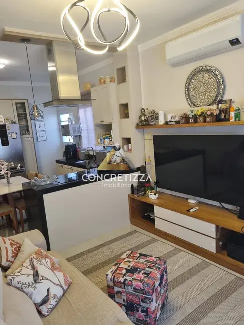 Foto 3 de Casa com 3 quartos à venda, 125m2 em Caraguatatuba - SP