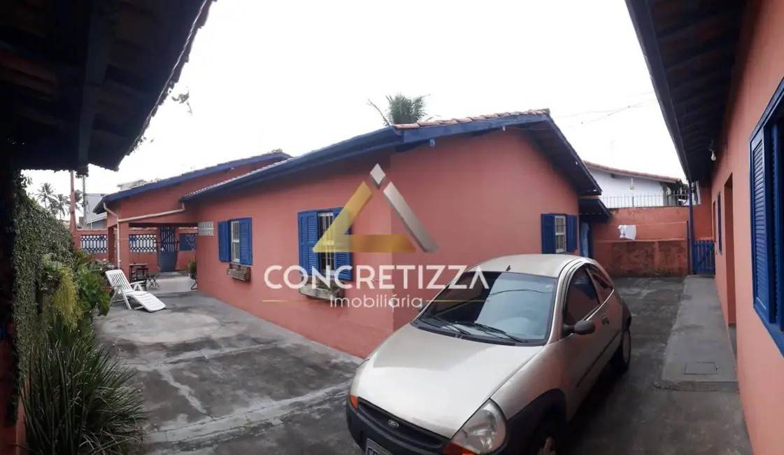 Foto 3 de Casa com 3 quartos à venda, 300m2 em Caraguatatuba - SP