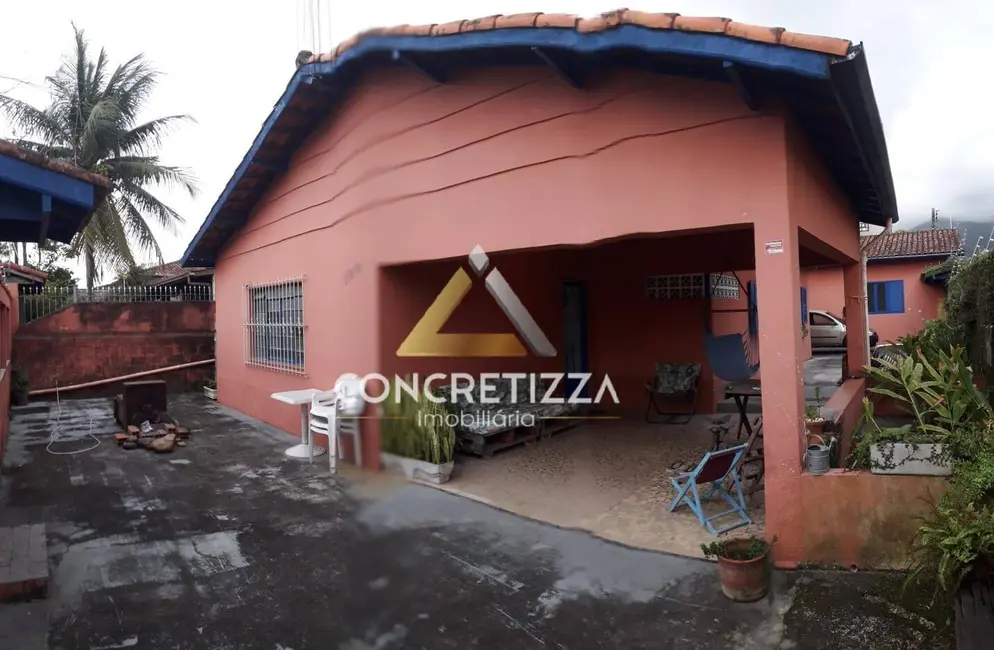 Foto 2 de Casa com 3 quartos à venda, 300m2 em Caraguatatuba - SP