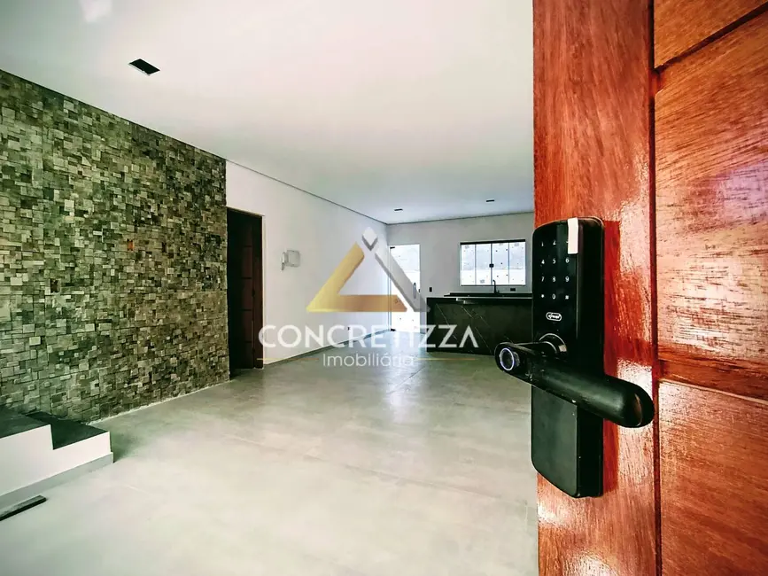 Sobrado com 2 quartos à venda, 85m2 em Pontal de Santa Marina, Caraguatatuba - SP - imagem 6 Foto 6 de Sobrado com 2 quartos à venda, 85m2 em Pontal de Santa Marina, Caraguatatuba - SP