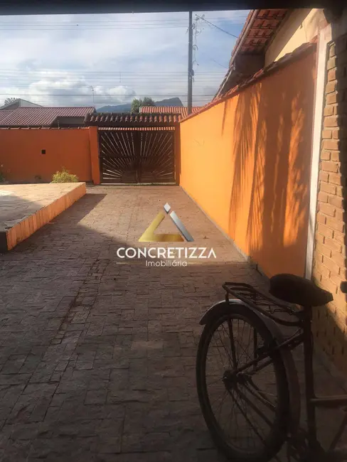 Casa com 4 quartos à venda, 360m2 em Pontal de Santa Marina, Caraguatatuba - SP - imagem 3 Foto 3 de Casa com 4 quartos à venda, 360m2 em Pontal de Santa Marina, Caraguatatuba - SP