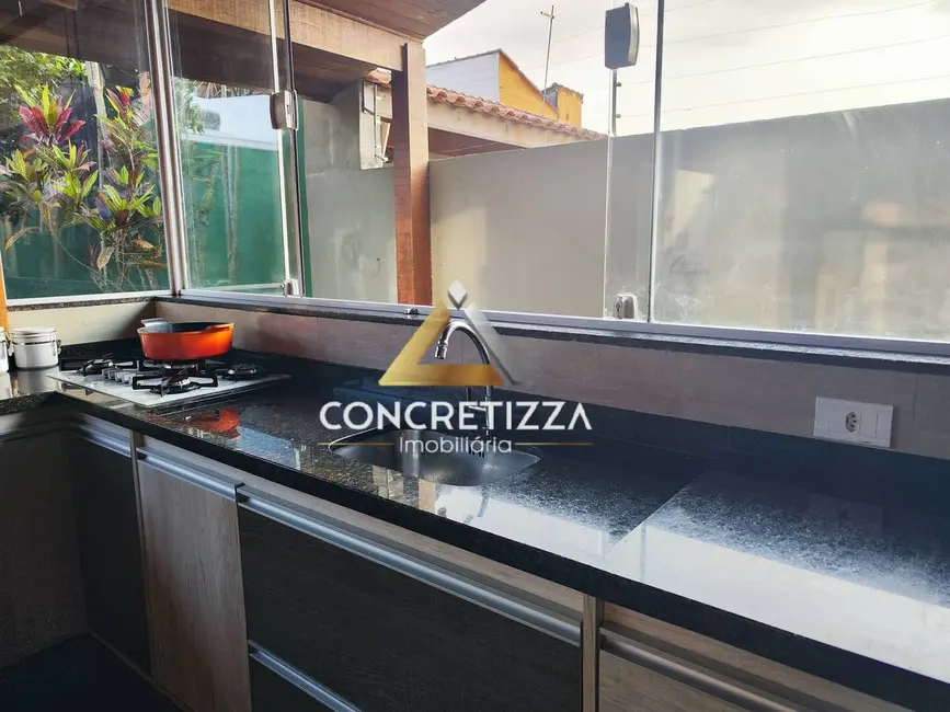 Casa com 5 quartos à venda, 360m2 em Pontal de Santa Marina, Caraguatatuba - SP - imagem 9 Foto 9 de Casa com 5 quartos à venda, 360m2 em Pontal de Santa Marina, Caraguatatuba - SP