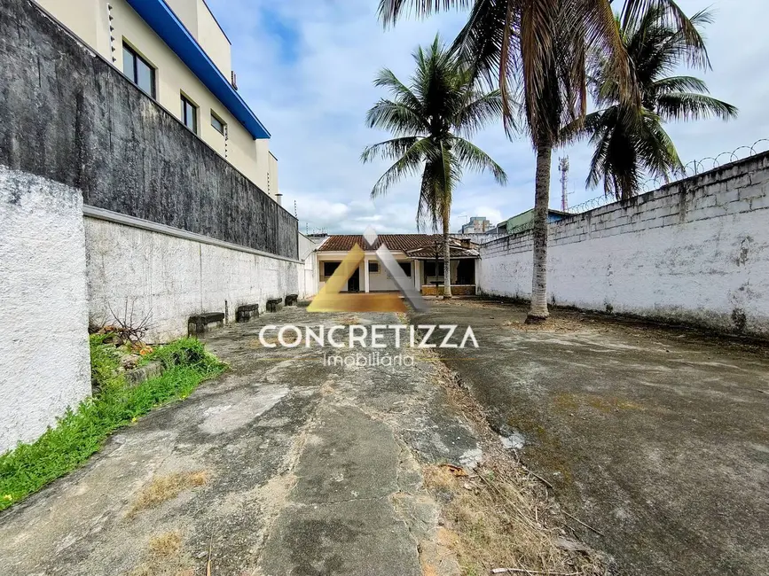 Foto 2 de Casa com 2 quartos à venda, 355m2 em Praia das Palmeiras, Caraguatatuba - SP