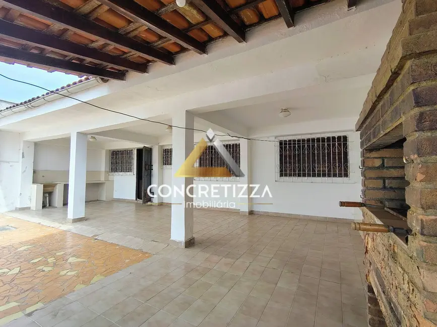 Foto 1 de Casa com 2 quartos à venda, 355m2 em Praia das Palmeiras, Caraguatatuba - SP