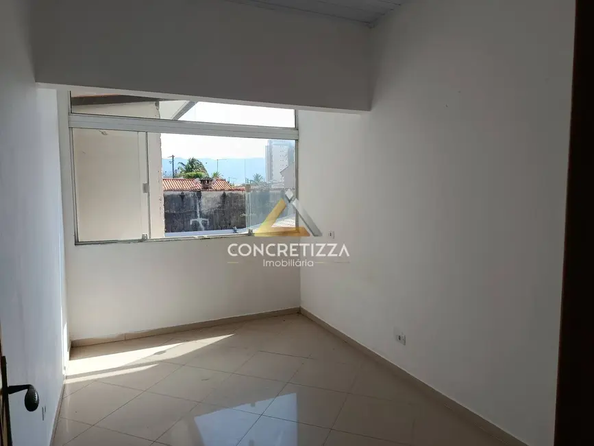 Foto 8 de Casa com 2 quartos para alugar, 525m2 em Praia das Palmeiras, Caraguatatuba - SP
