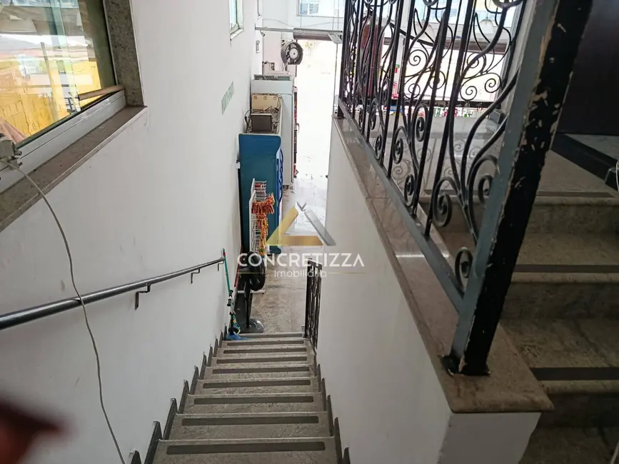 Foto 2 de Sala Comercial à venda e para alugar, 400m2 em Pontal de Santa Marina, Caraguatatuba - SP