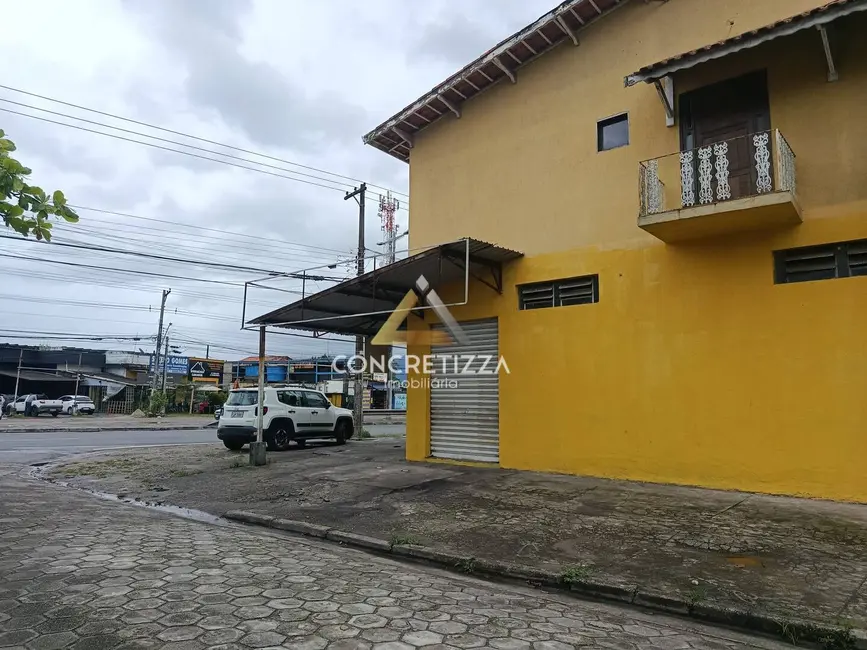 Armazém / Galpão para alugar, 200m2 em Praia das Palmeiras, Caraguatatuba - SP - imagem 3 Foto 3 de Armazém / Galpão para alugar, 200m2 em Praia das Palmeiras, Caraguatatuba - SP