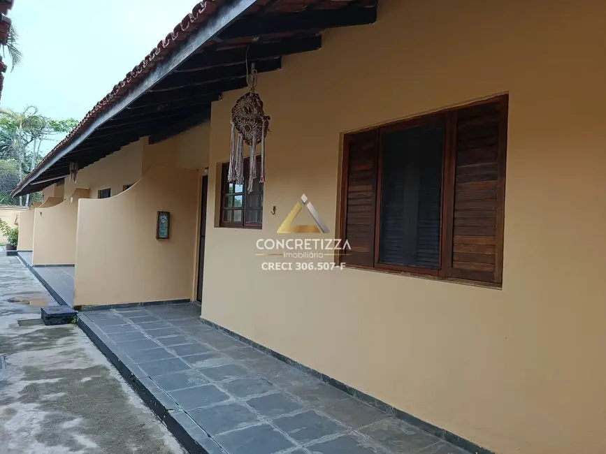 Foto 5 de Casa com 2 quartos à venda e para alugar, 70m2 em Jardim Britânia, Caraguatatuba - SP